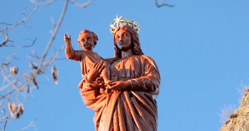 Vierge du Puy-en-Velay - Rocher Corneille